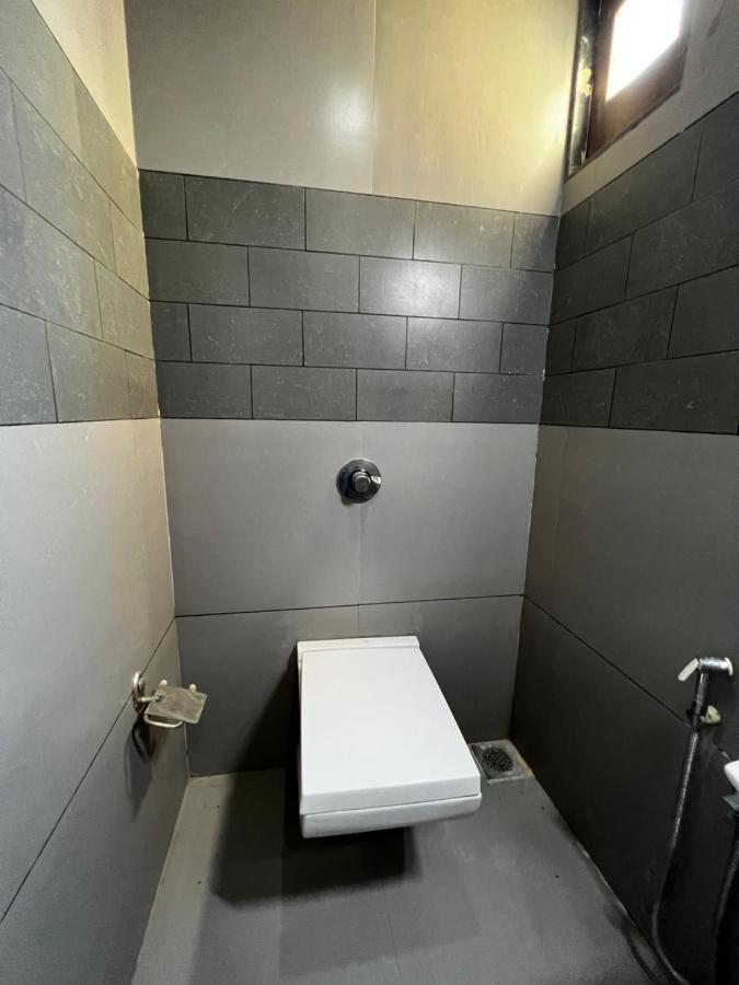 Hotel Savera Inn Morbi Εξωτερικό φωτογραφία