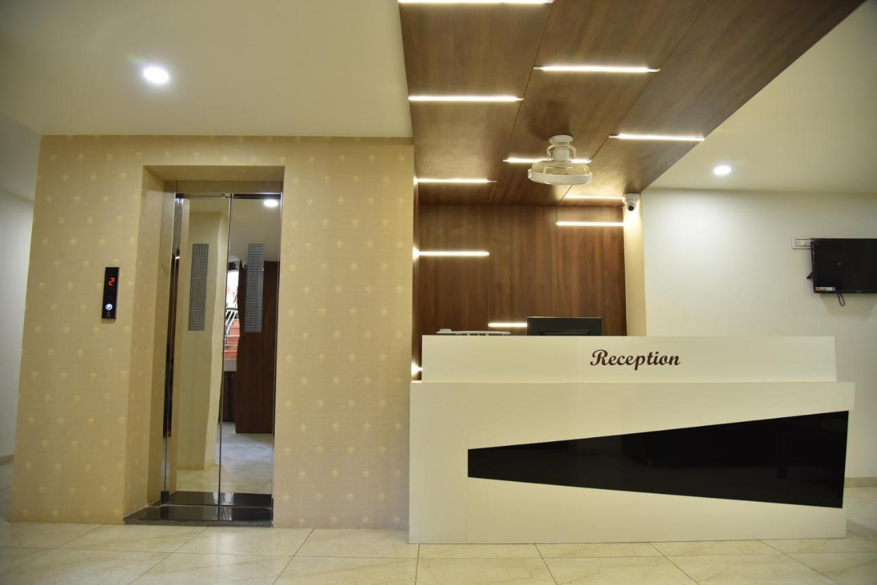 Hotel Savera Inn Morbi Εξωτερικό φωτογραφία