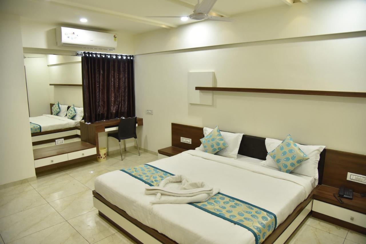 Hotel Savera Inn Morbi Εξωτερικό φωτογραφία